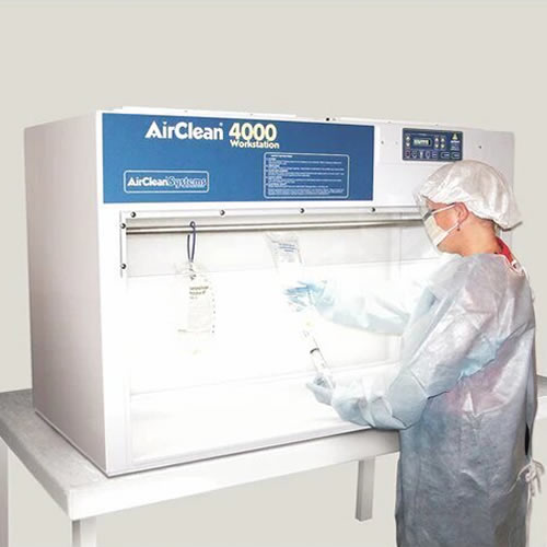 Horizontal Laminar FLOW HOOD WITH IV BAR - MedicLab International